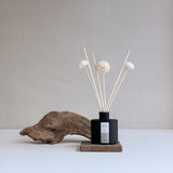 Begin No 1 Pom Pom Sola Wood Flower Diffuser