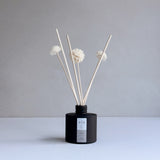 Begin No 1 Pom Pom Sola Wood Flower Diffuser